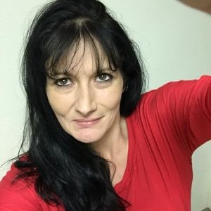 Meet your Posher, Vicky